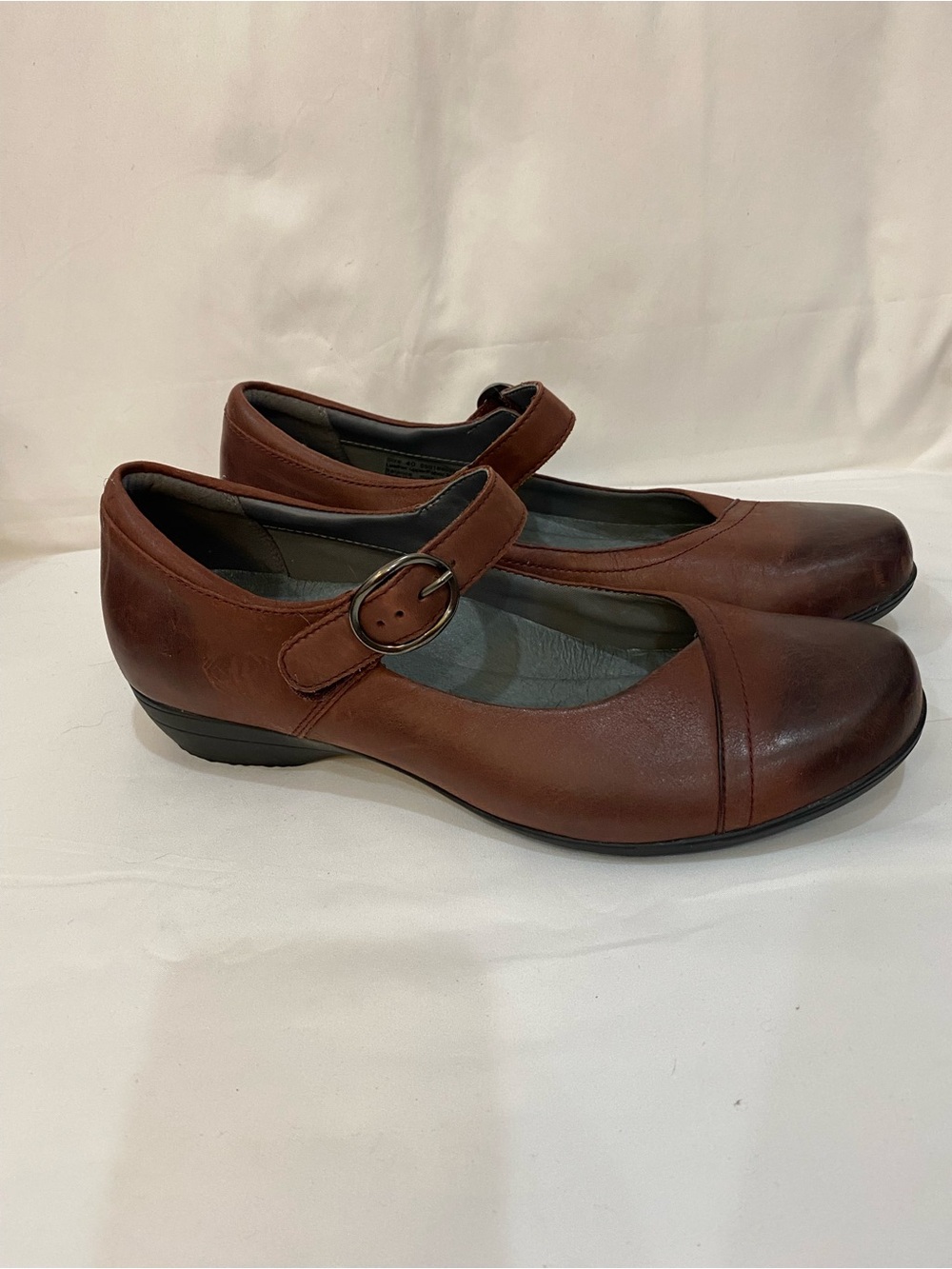 Dansko Fawna Brown Mary Jane Comfort Flats Women’s Size 40